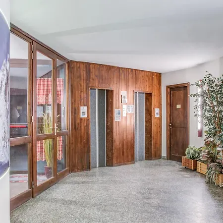 아파트 In Cervinia With Access *