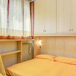 Apartment In Cervinia With Ski Access Апартаменти *