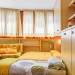 Apartment In Cervinia With Ski Access Апартаменти