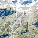 Apartment In Cervinia With Ski Access Апартаменти Брей-Червінія