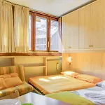 Апартаменти Apartment In Cervinia With Ski Access
