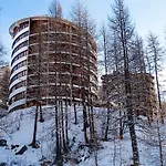 Apartment In Cervinia With Ski Access *