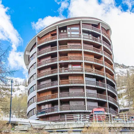 Apartment In Cervinia With Ski Access *