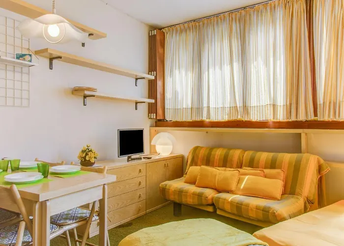 Apartment In Cervinia With Ski Access 公寓 布勒伊-切尔维尼亚