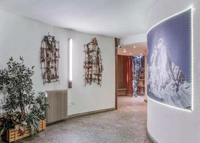 Apartment In Cervinia With Ski Access